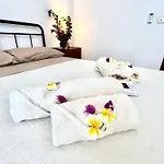 Sunny Apartment